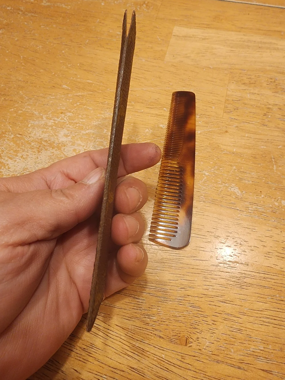 Rare VintageLouis Vuitton Tortoiseshell-Pattern Pocket Comb with Monogram Sleeve